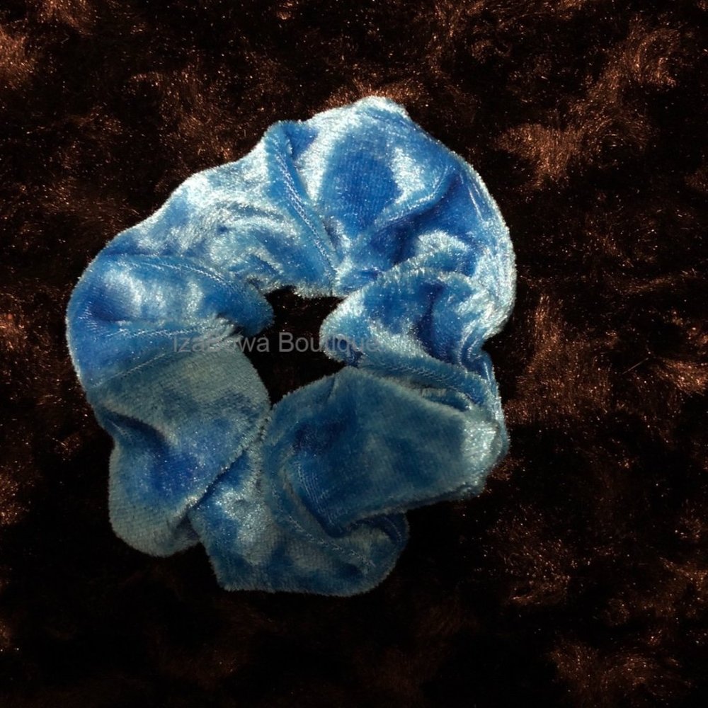 Bright Blue Velvet Scrunchie   -women's-  SC2950  Handmade NWT Boutique